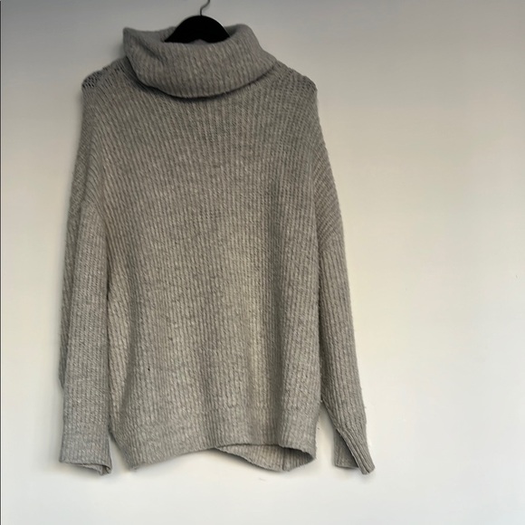 Zara Light Grey Knit Turtleneck Sweater - Picture 4 of 6